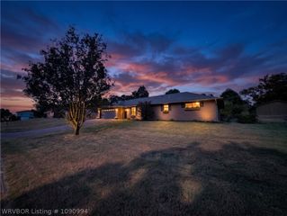 1102 8th Street, Van Buren, AR 72956