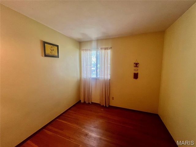2637 Garham Drive, St Louis, MO 63136