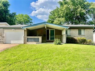 2637 Garham Drive, St Louis, MO 63136