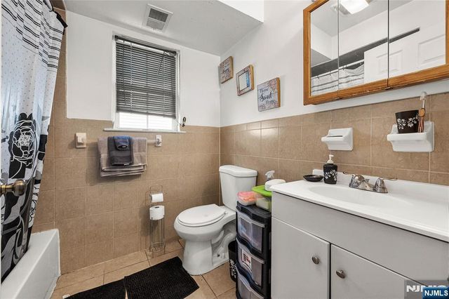 25-27 Norfolk Street, Newark, NJ 07103