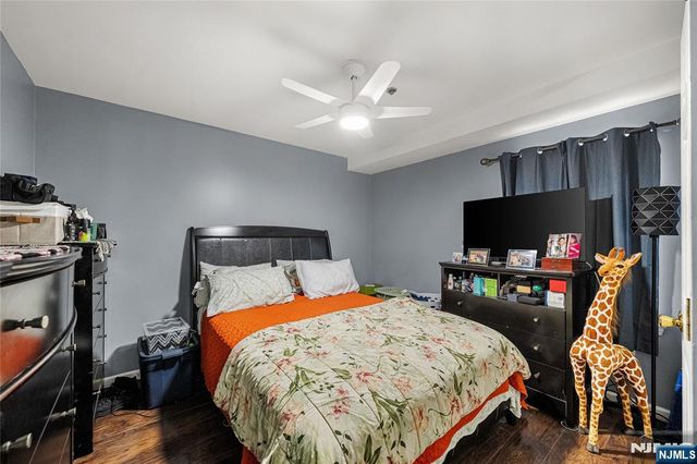 25-27 Norfolk Street, Newark, NJ 07103