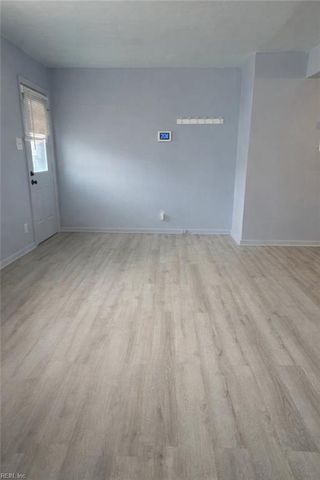 714 Grove ST, Hampton, VA 23664