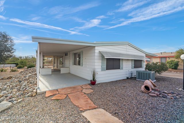 145 W Pinon Drive, Green Valley, AZ 85614