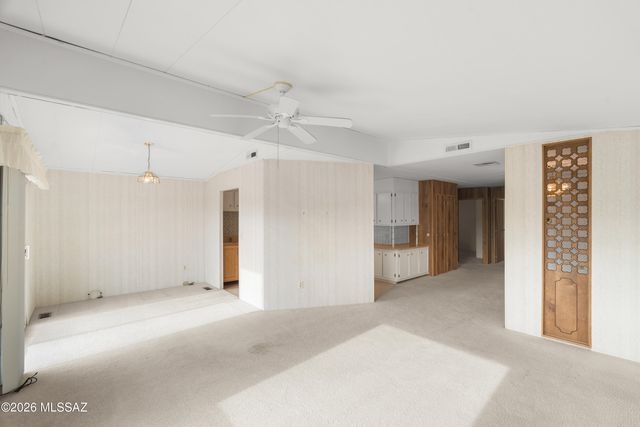 145 W Pinon Drive, Green Valley, AZ 85614