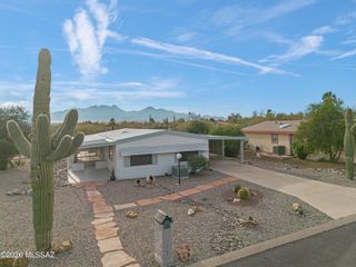 145 W Pinon Drive, Green Valley, AZ 85614