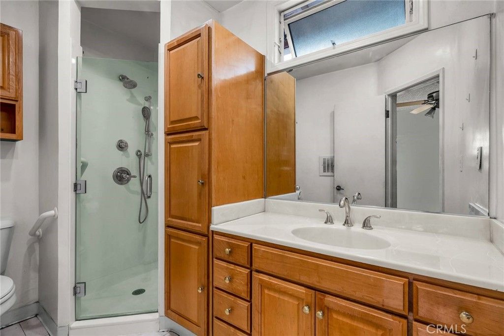 Image 16 of property listing at 11434 Lowemont Street, Norwalk, CA 90650