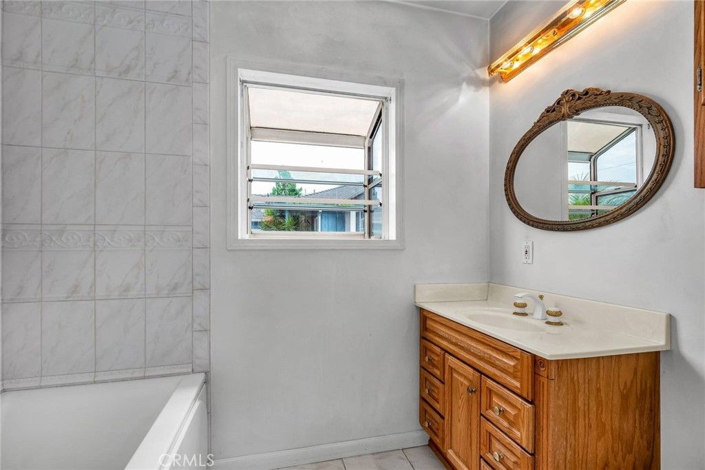 Image 19 of property listing at 11434 Lowemont Street, Norwalk, CA 90650