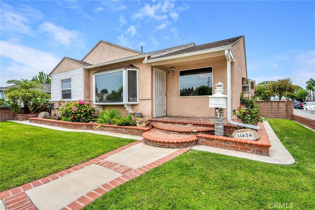 Image 2 of property listing at 11434 Lowemont Street, Norwalk, CA 90650