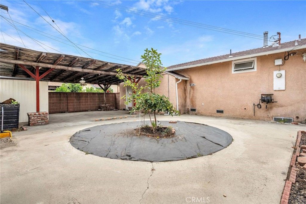 Image 24 of property listing at 11434 Lowemont Street, Norwalk, CA 90650