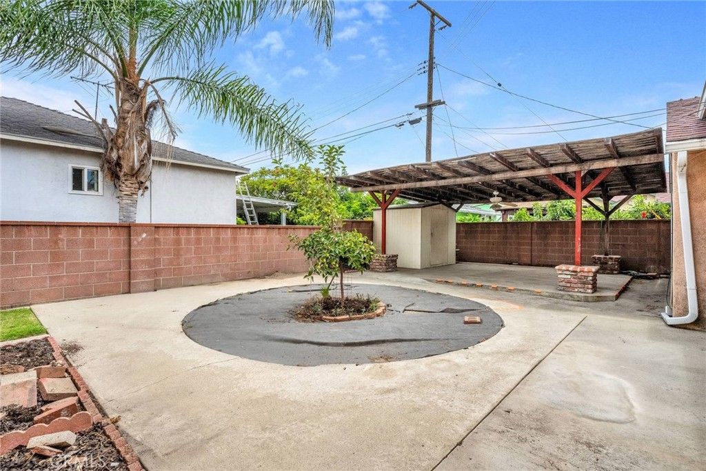 Image 27 of property listing at 11434 Lowemont Street, Norwalk, CA 90650