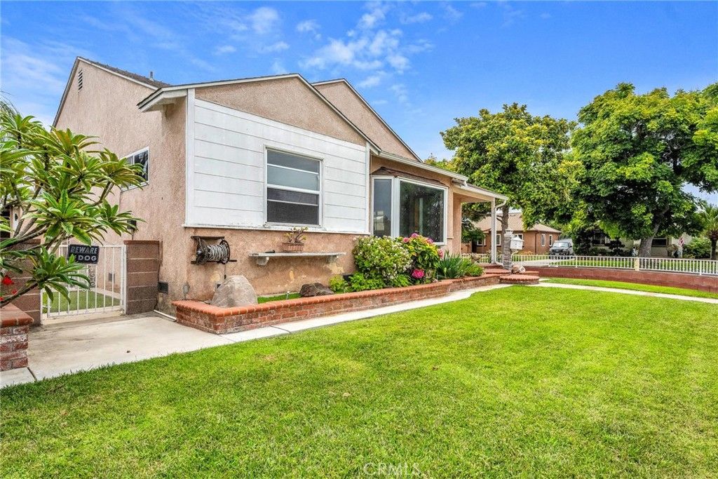 Image 3 of property listing at 11434 Lowemont Street, Norwalk, CA 90650