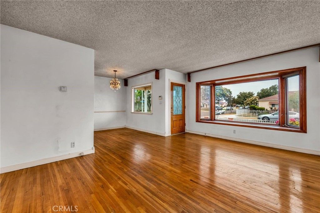 Image 5 of property listing at 11434 Lowemont Street, Norwalk, CA 90650