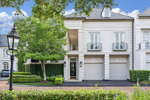 20 Eaton Square, Houston, TX 77027