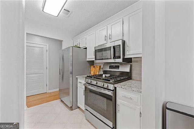 1750 Clairmont Road 18, Decatur, GA 30033