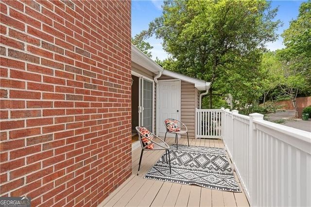 1750 Clairmont Road 18, Decatur, GA 30033