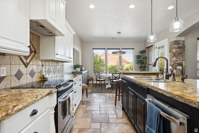 2270 S COYOTE LOOP, Washington, UT 84780