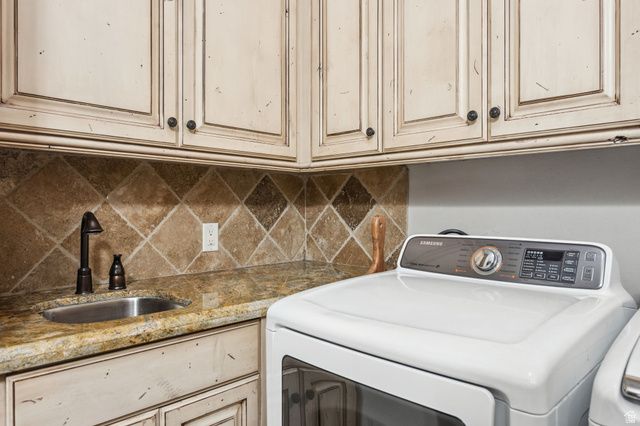 2270 S COYOTE LOOP, Washington, UT 84780