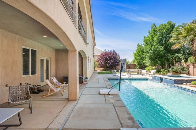 2270 S COYOTE LOOP, Washington, UT 84780