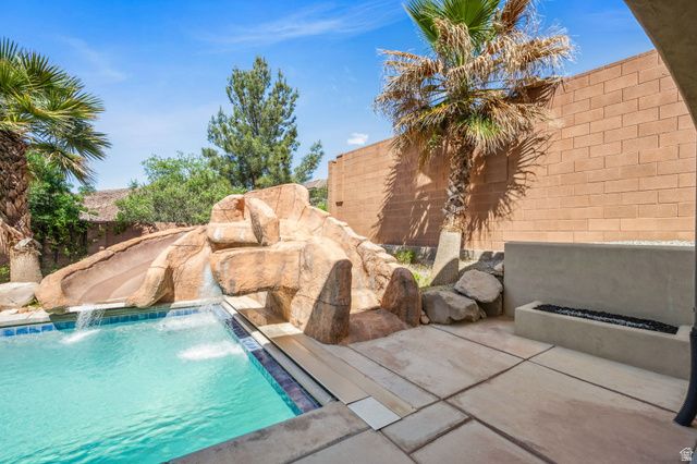 2270 S COYOTE LOOP, Washington, UT 84780