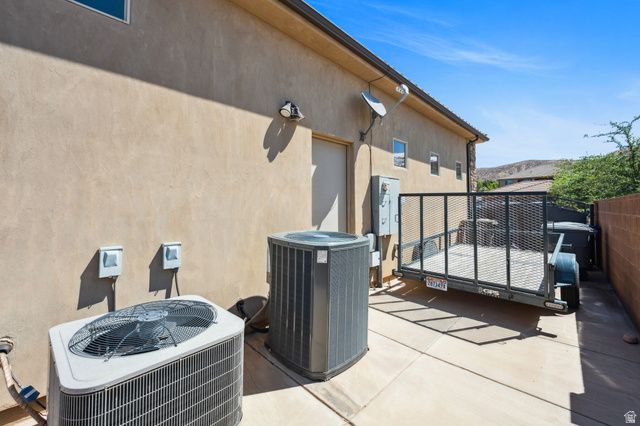 2270 S COYOTE LOOP, Washington, UT 84780