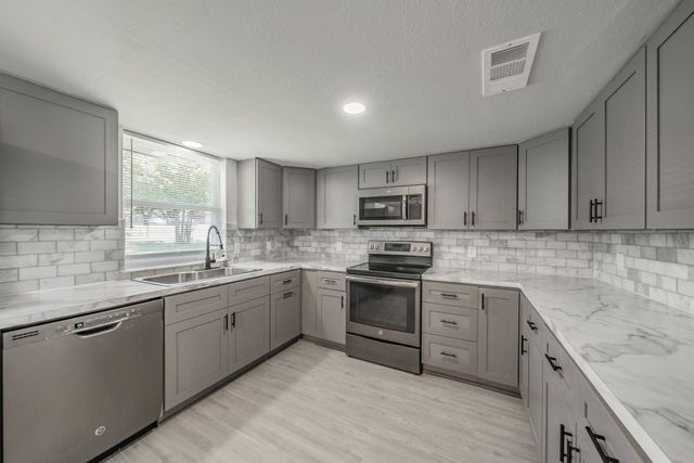 114 Wagon Wheel Lane, Wylie, TX 75098