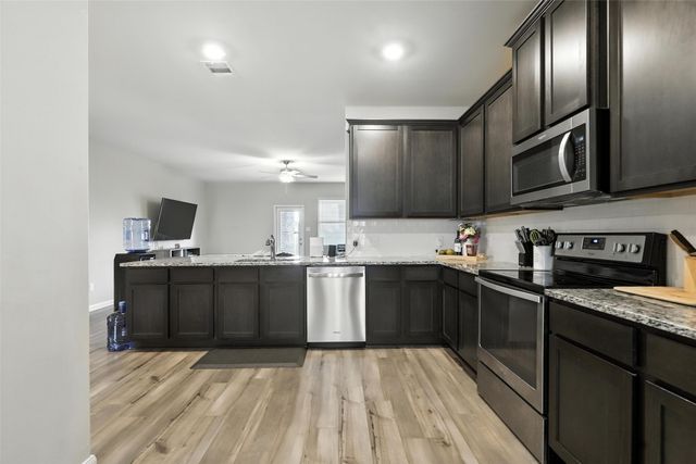 13621 Fehrman Road, Crowley, TX 76036