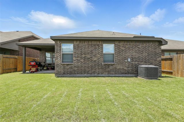 13621 Fehrman Road, Crowley, TX 76036