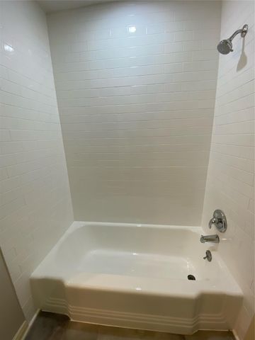 104 N Peach Street, Tomball, TX 77375