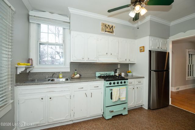 4830 Southern Pkwy, Louisville, KY 40214