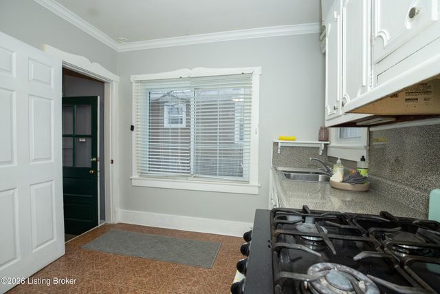 4830 Southern Pkwy, Louisville, KY 40214