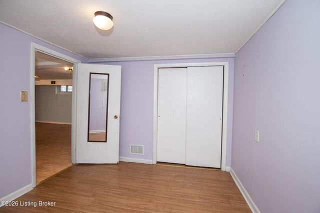 4830 Southern Pkwy, Louisville, KY 40214