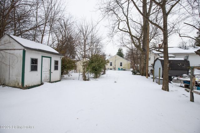 4830 Southern Pkwy, Louisville, KY 40214