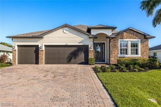 2513 SW 38th TER, Cape Coral, FL 33914