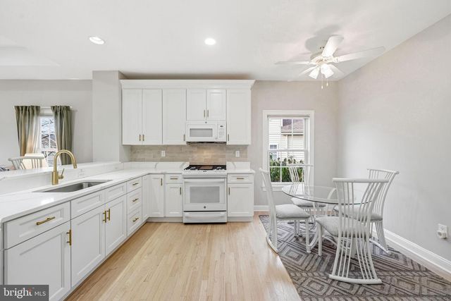 204 BOBWHITE RD, New Hope, PA 18938