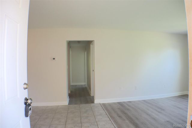 39838 Village Wood Circle, Novi, MI 48375