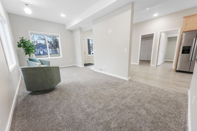 1101 Broadway Avenue S, Sauk Rapids, MN 56379