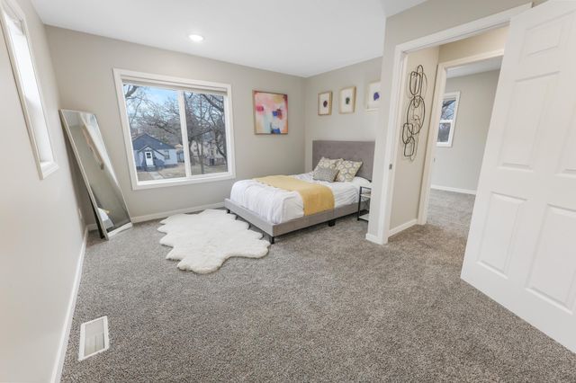 1101 Broadway Avenue S, Sauk Rapids, MN 56379