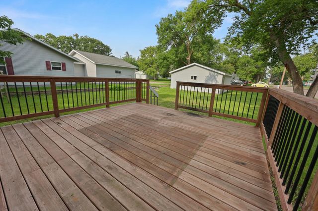 1101 Broadway Avenue S, Sauk Rapids, MN 56379