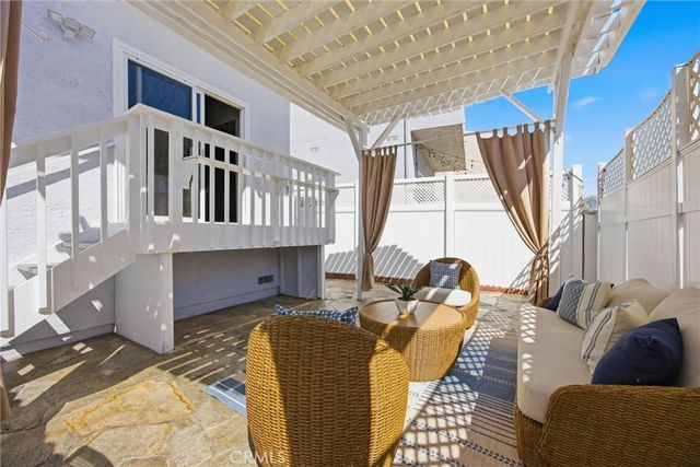 1526 Wollacott Street, Redondo Beach, CA 90278