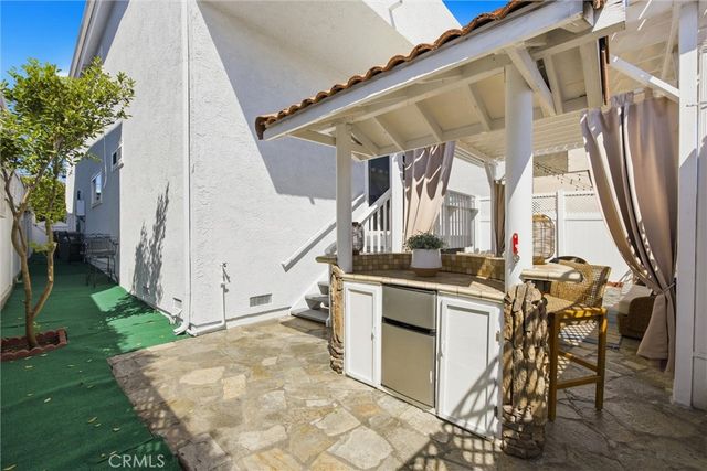 1526 Wollacott Street, Redondo Beach, CA 90278