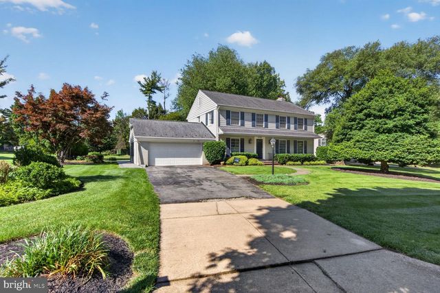 6720 NEWBOLD DR, Bethesda, MD 20817