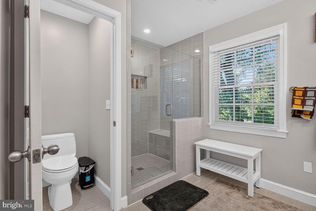 6720 NEWBOLD DR, Bethesda, MD 20817