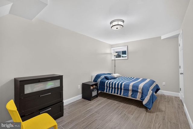 6720 NEWBOLD DR, Bethesda, MD 20817
