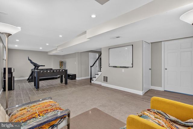 6720 NEWBOLD DR, Bethesda, MD 20817