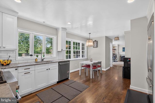 6720 NEWBOLD DR, Bethesda, MD 20817