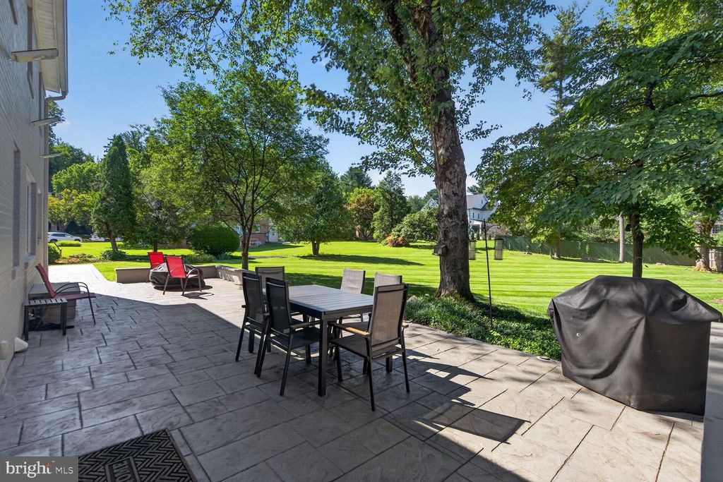 6720 NEWBOLD DR, Bethesda, MD 20817