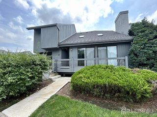 89 Linda Lane, Edison, NJ 08820