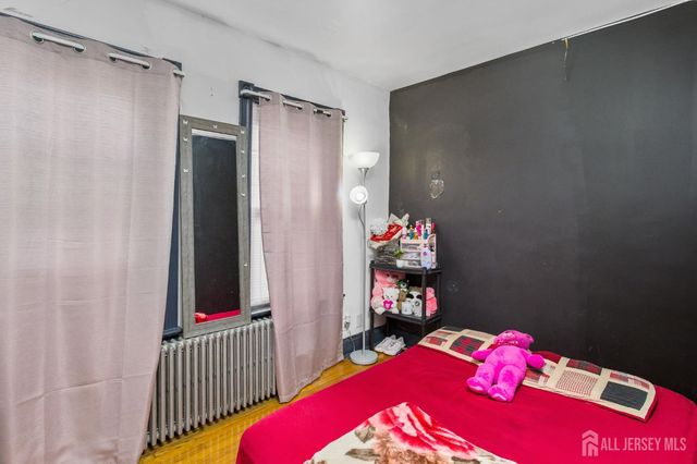 156 Washington Street, Trenton, NJ 08611