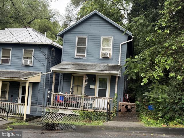 211, 213-215 E CLIFFORD ST, Winchester, VA 22601