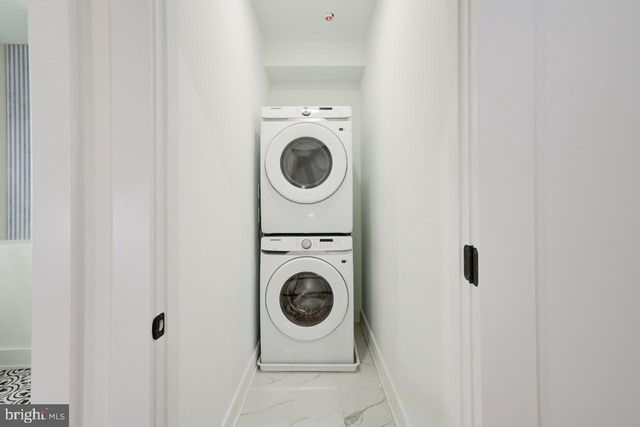 2621 E HUNTINGDON ST, Philadelphia, PA 19125